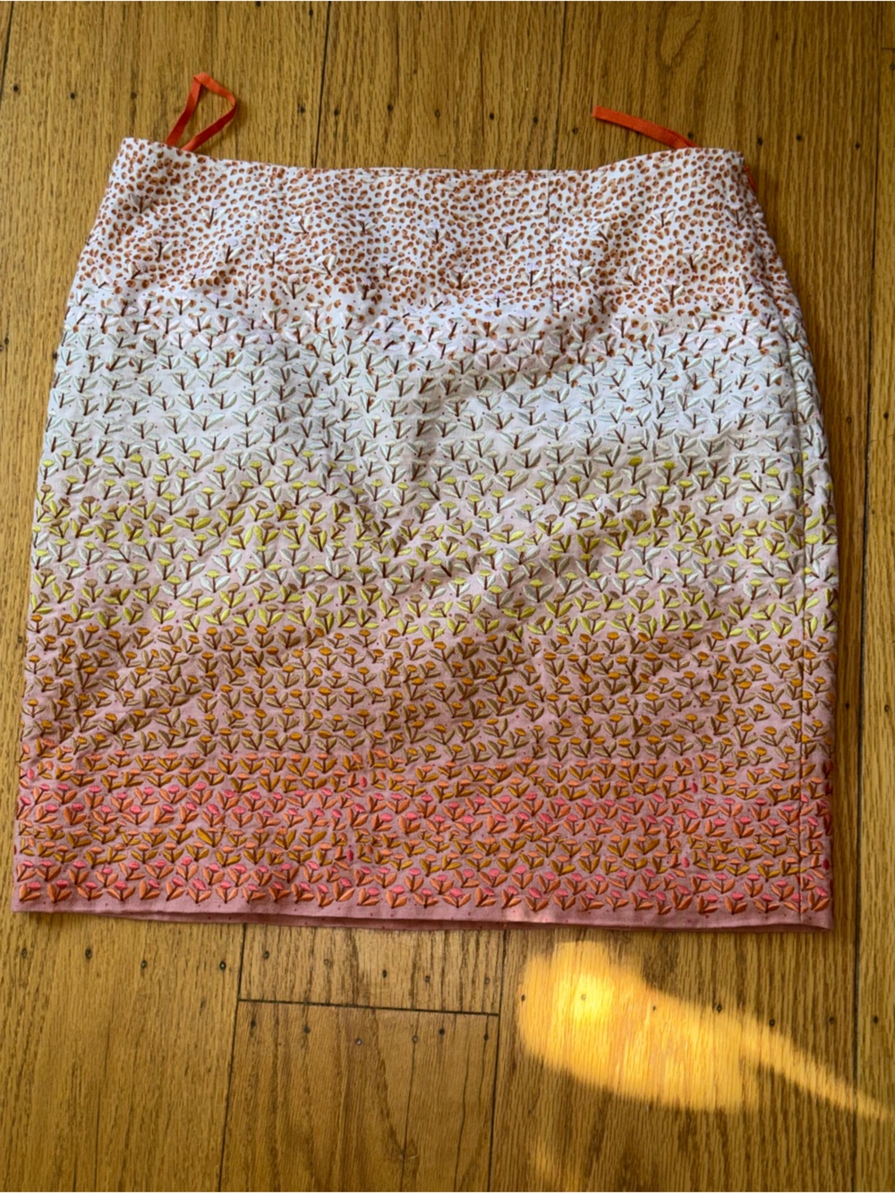 Anthro HD in Paris Embroidered Floral Gradient Orange Skirt sz 8